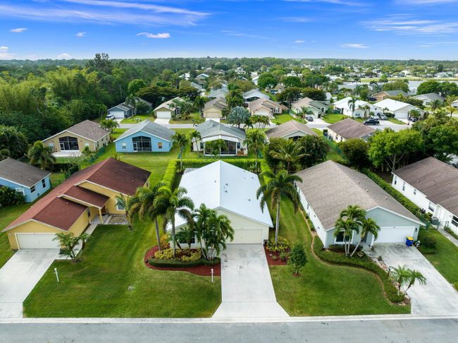 2442 Sw Regency Rd, House other with 3 bedrooms, 2 bathrooms and null parking in Stuart FL | Image 27
