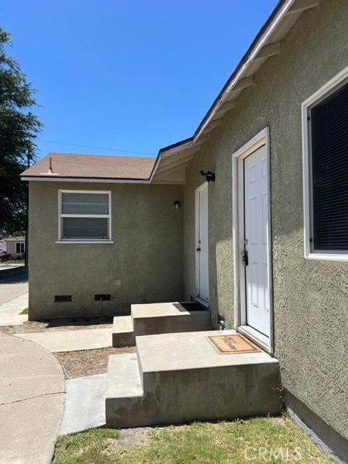 b-155 N Bitterbush, Orange, CA, 92868 | Card Image