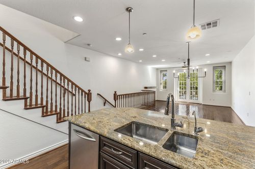 4391 N 24th Pl, Phoenix, AZ, 85016-4969 | Card Image
