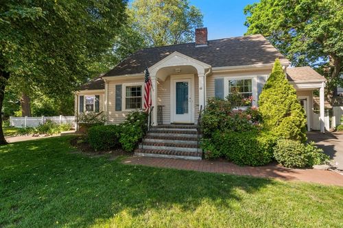 66 Sprague St, Dedham, MA, 02026-6331 | Card Image
