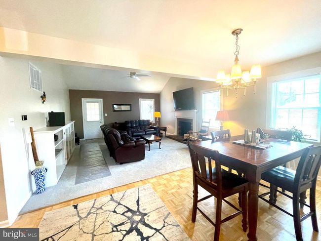 264 Fairfield Dr, House attached with 2 bedrooms, 3 bathrooms and null parking in WARRENTON VA | Image 4