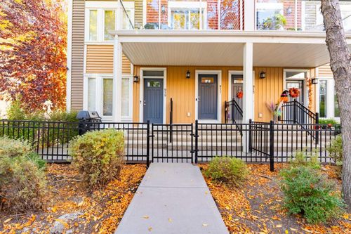 917 Auburn Bay Sq Se, Calgary, AB, T3M0Y7 | Card Image