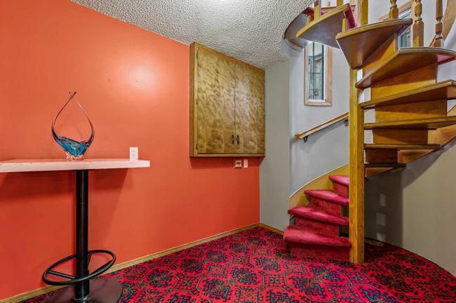 1108 Premier Way Sw, House detached with 4 bedrooms, 3 bathrooms and 4 parking in Calgary AB | Image 16
