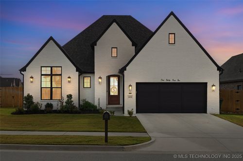 14510 E 80th St N, Owasso, OK, 74055 | Card Image