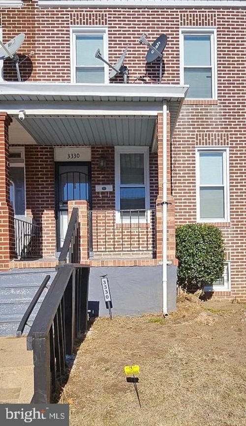 3330 Ravenwood Ave, BALTIMORE, MD, 21213-1648 | Card Image