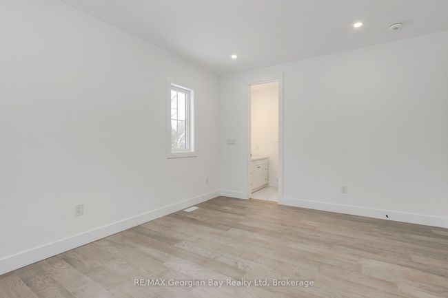 2244 Champlain Rd, House other with 3 bedrooms, 2 bathrooms and 6 parking in Tiny ON | Image 21