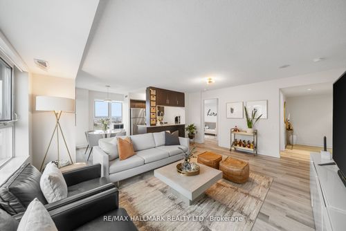 3110-25 Town Centre Crt, Scarborough, ON, M1P0B4 | Card Image