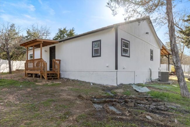 240 Riddle Rd, House other with 3 bedrooms, 1 bathrooms and null parking in Cedar Creek TX | Image 22