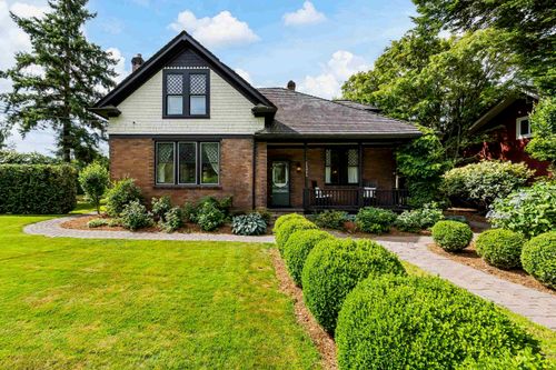 34884 Clayburn Rd, Abbotsford, BC, V2S7Y9 | Card Image