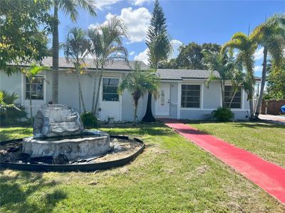 480 Nw 16th St, House other with 3 bedrooms, 2 bathrooms and null parking in Homestead FL | Image 3