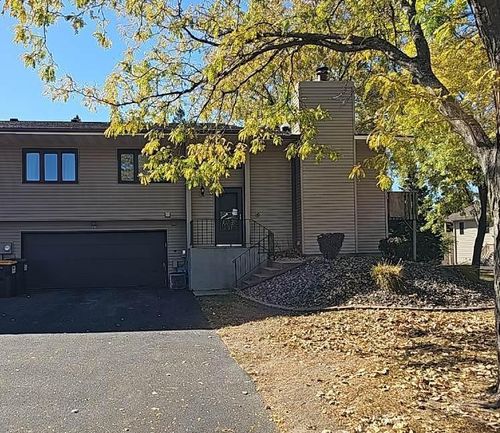 2584 76th St E, Inver Grove Heights, MN, 55076-2930 | Card Image