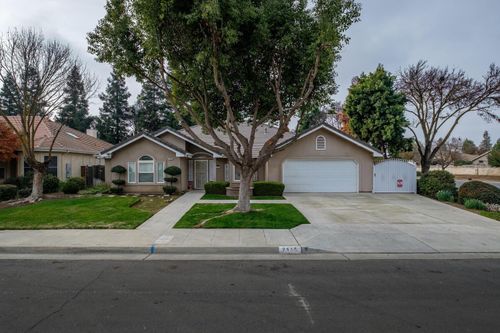 7449 Lodi Ave, Fresno, CA, 93722-3423 | Card Image