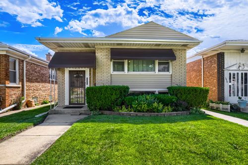 1037 31st Ave, Bellwood, IL, 60104-2447 | Card Image