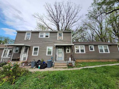 775 Manorcrest Dr, Kansas City, KS, 66101-1157 | Card Image