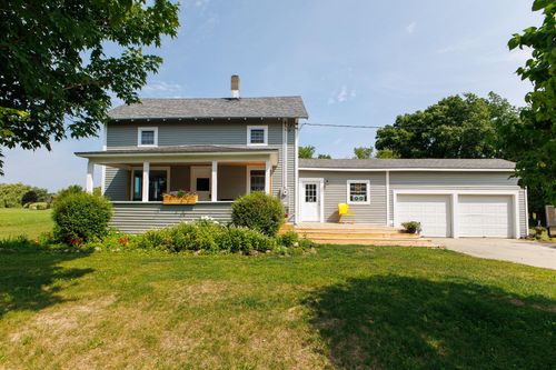 82 Allen Rd, Grand Isle, VT, 05458-2011 | Card Image
