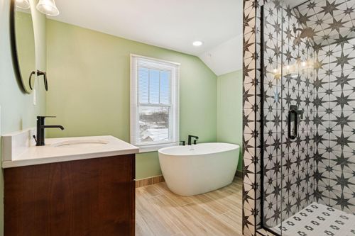 1563 Arcade St, Saint Paul, MN, 55106-1051 | Card Image