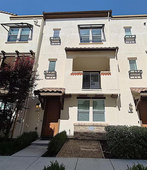 4-2731 Viterbo Ct, San Jose, CA, 95111-4822 | Card Image