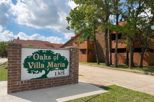 c104-1305 W Villa Maria Rd, Bryan, TX, 77801-4200 | Card Image