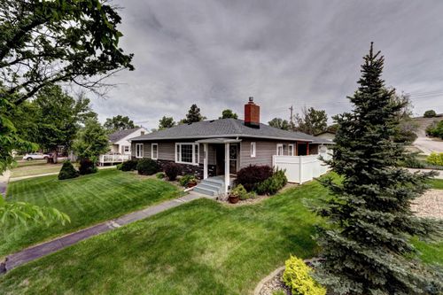 304 Saint Charles St, Rapid City, SD, 57701-3765 | Card Image