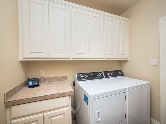 104 E Rustle Cv, House other with 4 bedrooms, 4 bathrooms and 3 parking in Georgetown TX | Image 27