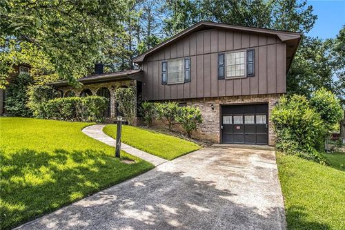 2209 Willoby Ct, Morrow, GA, 30260-2646 | Card Image