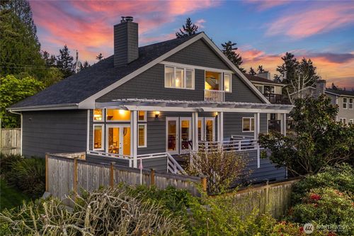 26445 Marine View Dr S, Des Moines, WA, 98198-9132 | Card Image