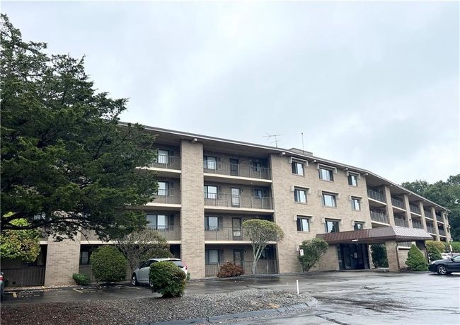 APT-7-202 - 650 E Greenwich Ave, Condo with 2 bedrooms, 2 bathrooms and 2 parking in West Warwick RI | Image 26
