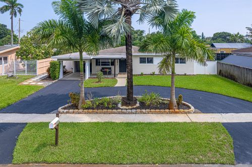 1530 Sw 25th Avenue, Fort Lauderdale, FL, 33312 | Card Image