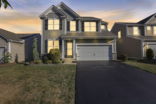 8492 Haleigh Woods Dr, Blacklick, OH, 43004-7144 | Card Image