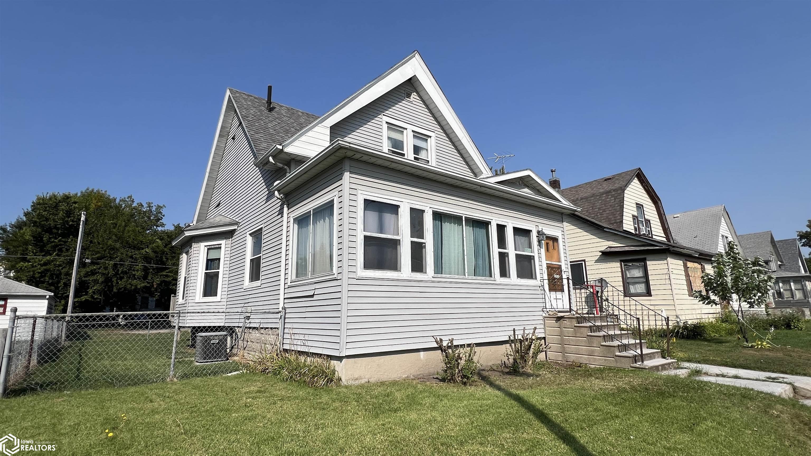 Federal Ave, Mason City, IA 50401
