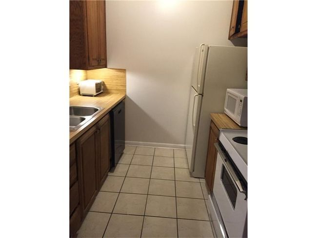 APT-81 - 2529 Rio Grande St, Condo with 3 bedrooms, 3 bathrooms and 3 parking in Austin TX | Image 8