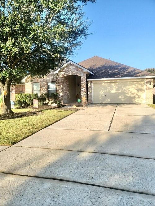 15107 Summer Sunset Dr, Humble, TX, 77396-3076 | Card Image
