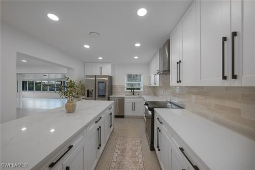 27385 Voyageur Dr, PUNTA GORDA, FL, 33983-3124 | Card Image