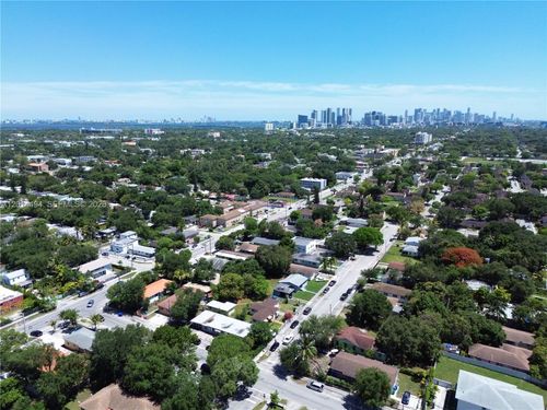3-248 Nw 69th St, Miami, FL, 33150-4048 | Card Image