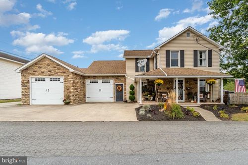 301 N 3rd St, NEWPORT, PA, 17074-1604 | Card Image