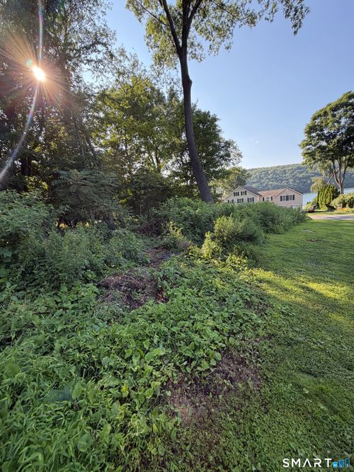 58 Taagan Point Rd, Danbury, CT, 06811-3841 | Card Image