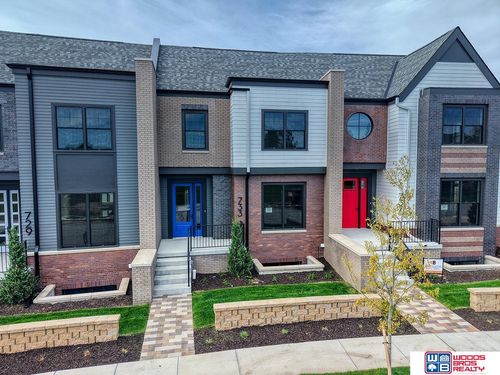 733 Blue Sage Blvd, Lincoln, NE, 68521-6645 | Card Image