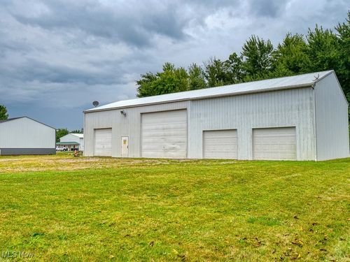 122 Railroad St, Lagrange, OH, 44050-9758 | Card Image