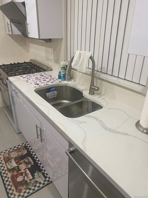 207 28th Ave, Bayside, NY, 11360-2407 | Card Image