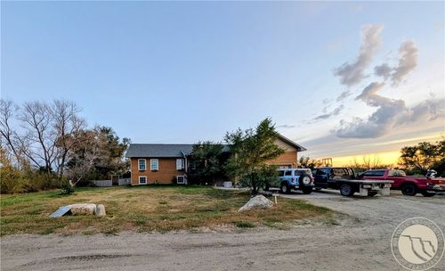284 Knott Loop, Bainville, MT, 59212-8502 | Card Image