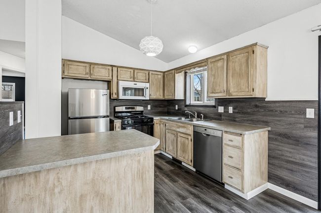 5954 Kalland Ave Ne, House other with 3 bedrooms, 2 bathrooms and null parking in Albertville MN | Image 11