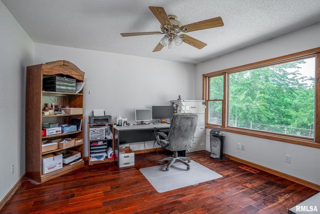 4460 160 Th St, House other with 5 bedrooms, 3 bathrooms and null parking in Clinton IA | Image 19