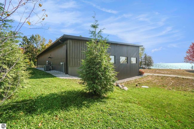 12639 N Northport Point Rd, Home with 0 bedrooms, 0 bathrooms and null parking in Northport MI | Image 45