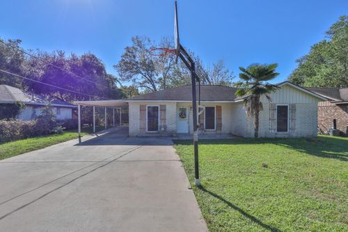 12721 7th St, Santa Fe, TX, 77510-9153 | Card Image