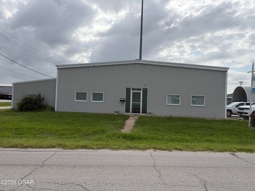 210 N River St, Carthage, MO, 64836-1322 | Card Image