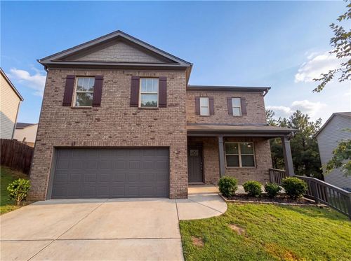 611 Dodson Lake Ct, Fairburn, GA, 30213-5811 | Card Image