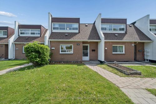 128-30 Venetian Cres, North York, ON, M3N2L8 | Card Image