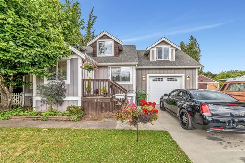 46105 Lewis Ave, Chilliwack, BC, V2P3E2 | Card Image