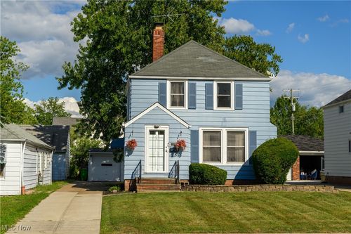 451 E 260th St, Euclid, OH, 44132-1405 | Card Image