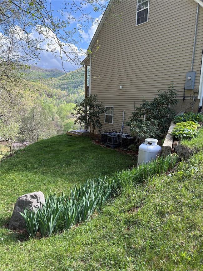 210 Triple Fork Rd, House other with 3 bedrooms, 3 bathrooms and null parking in Cullowhee NC | Image 10
